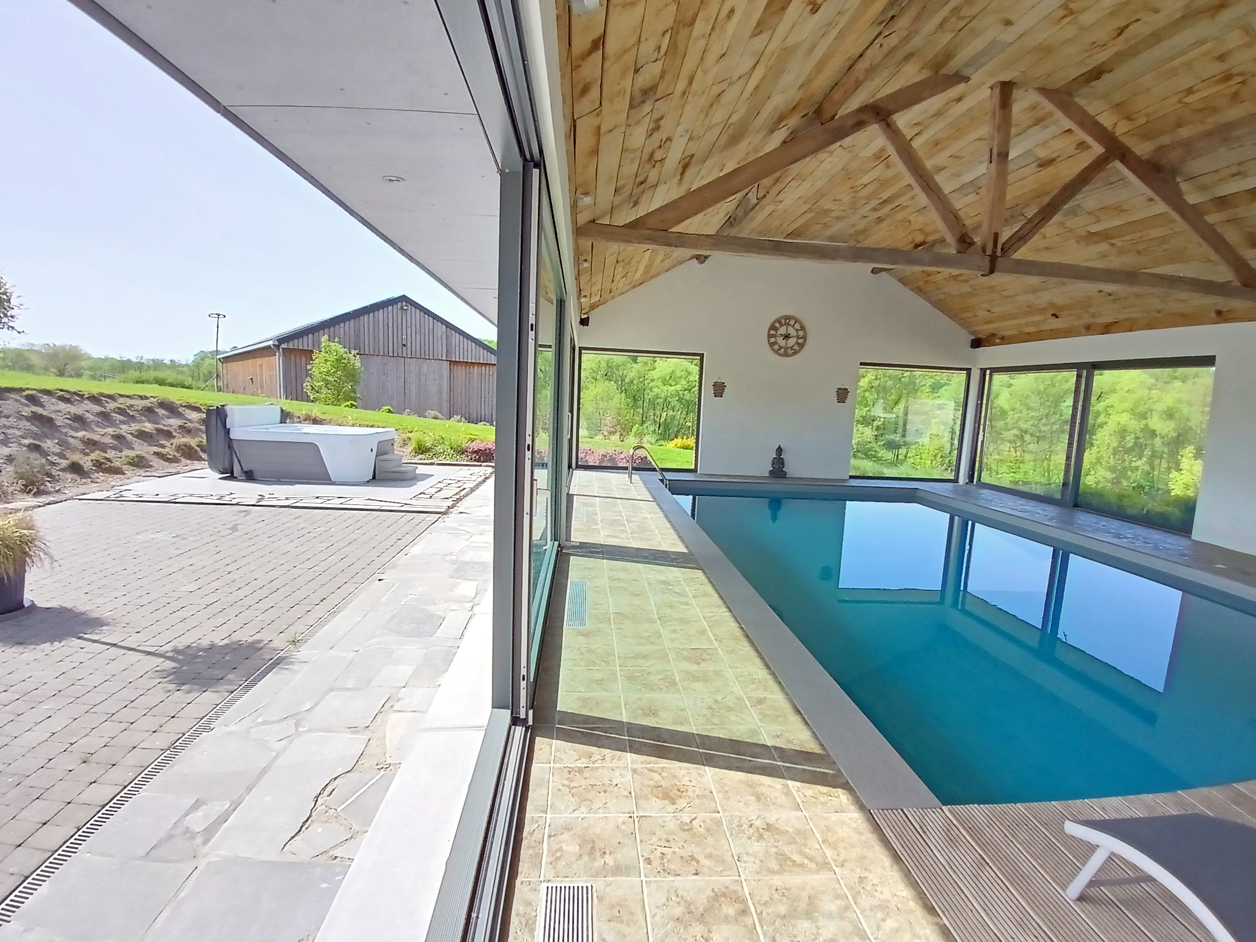 Domaine des vers Luisants in Frasnes-lez-Couvin, vakantiewoning Ardennen