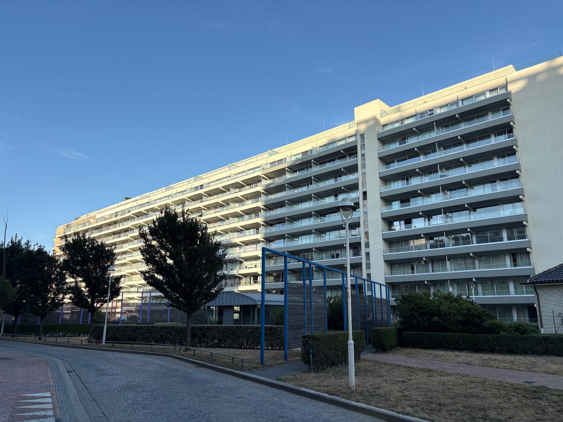 Mooi lichtrijk tweekamerappartement in Nieuwpoort-Bad (incl. garage) - vakantiewoning Nieuwpoort